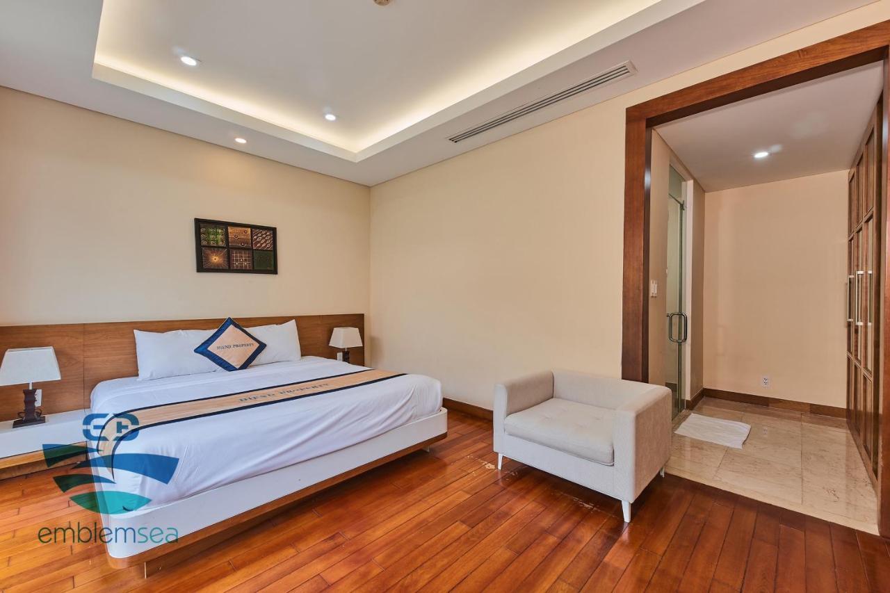 Emblem Sea 4 Bedroom Villas Da Nang Buitenkant foto